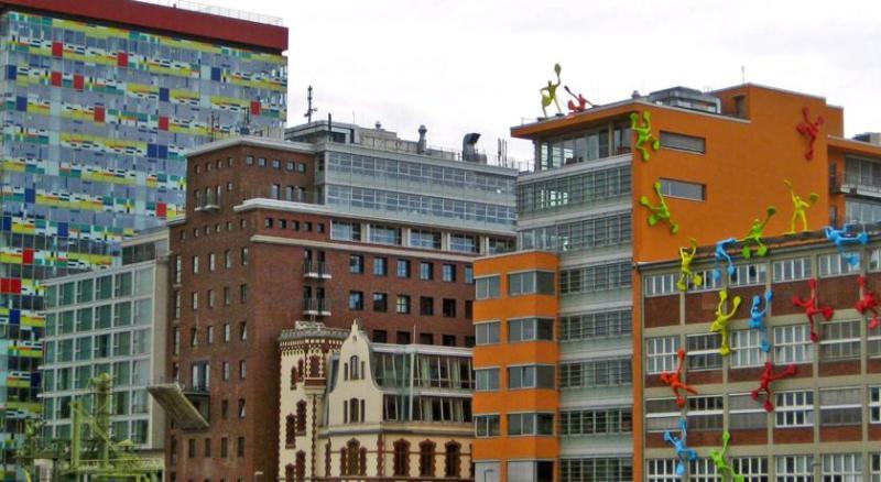 Hotel Courtyard Düsseldorf Hafen Exterior foto